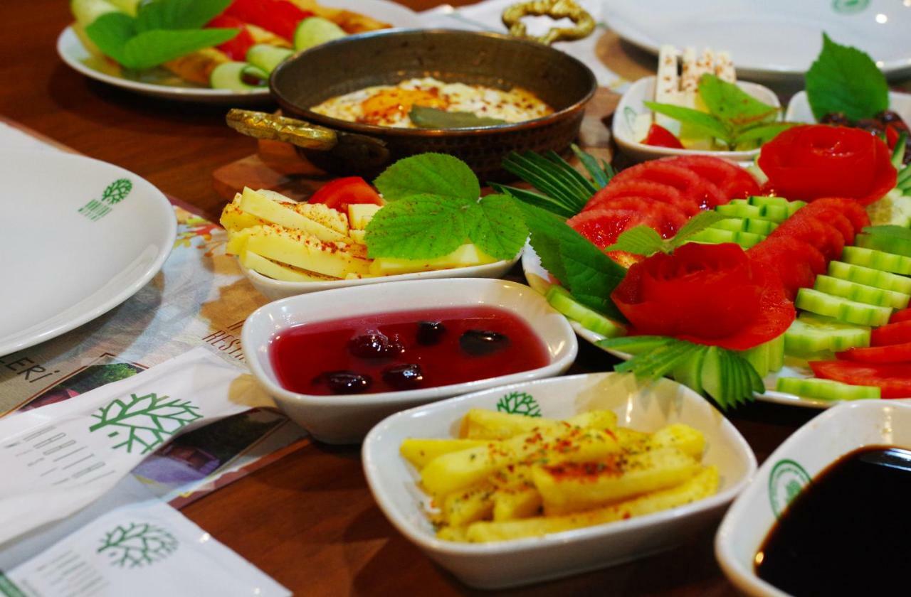 Habitat Mesire Guest House Mengen Bagian luar foto